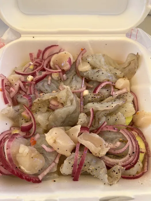 Mariscos El Charco Picture 4