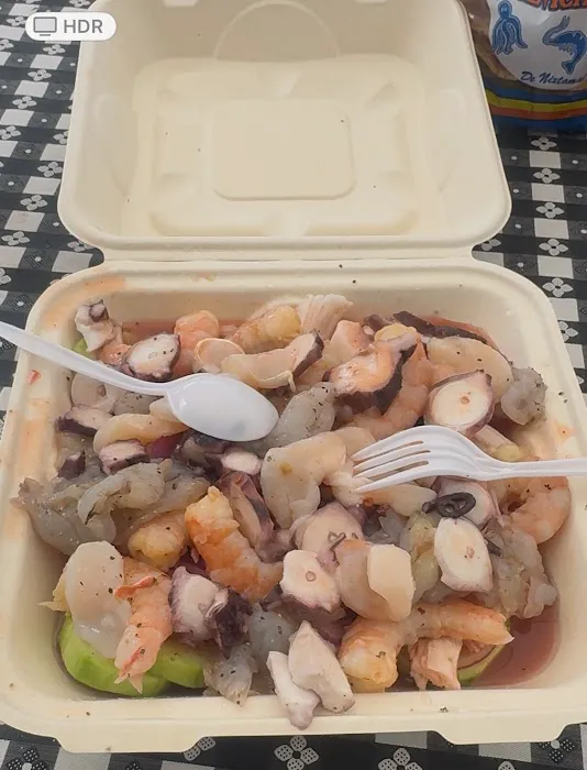 Mariscos El Charco Picture 6