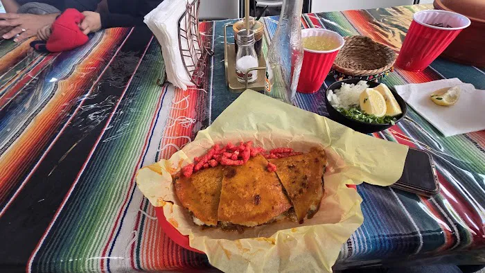 La Tradición de Nueva Italia Food Truck Picture 4