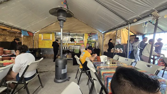 La Tradición de Nueva Italia Food Truck Picture 5