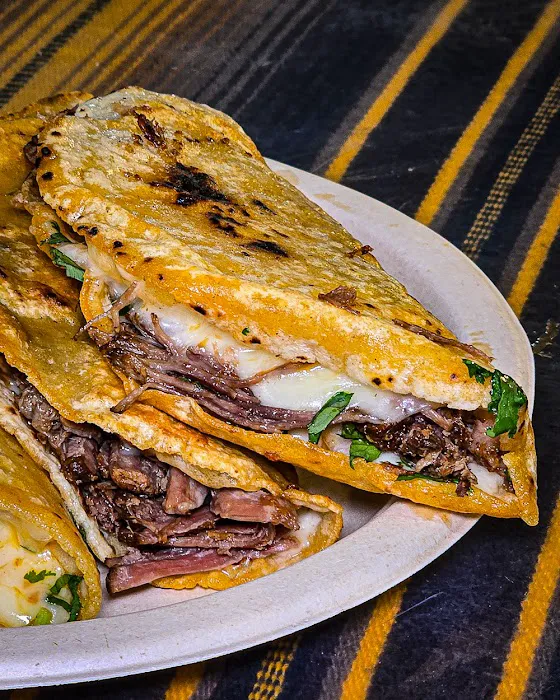 Orale taco truck Picture 4