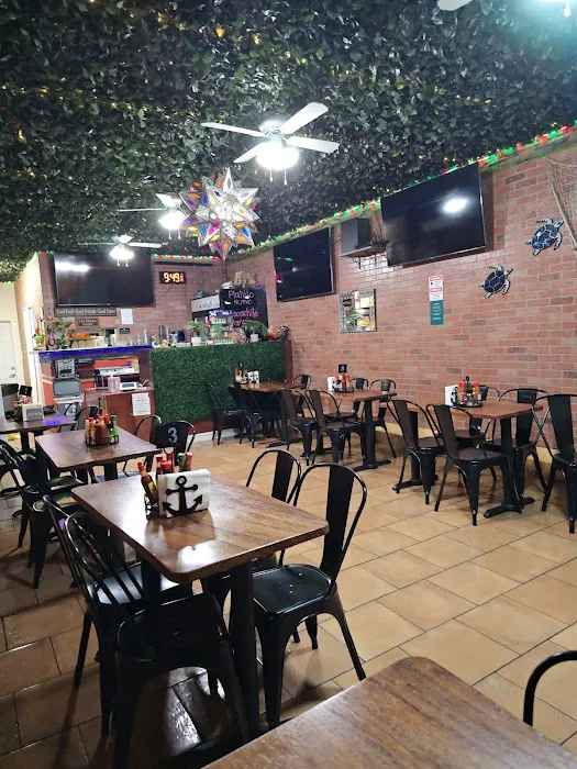 El Aguachile Restaurant Picture 6