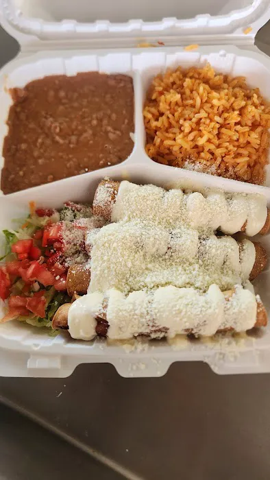 El Grullo Restaurant Picture 1