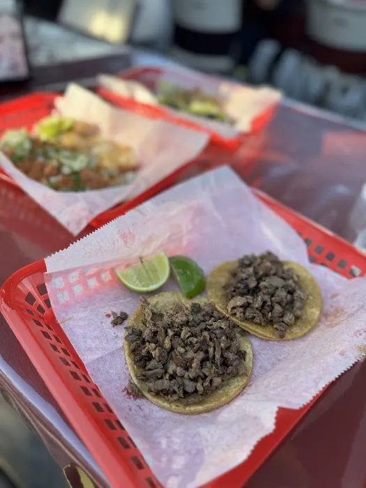 Tacos Los 3 Reyes Tacos Picture 3