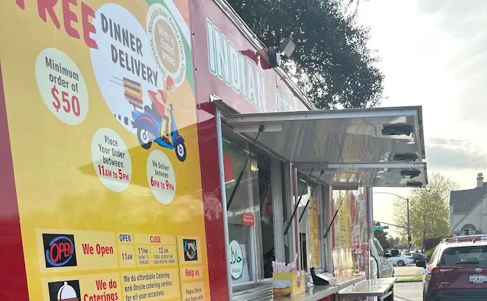 Indian Street Food - Food Truck Picture 5