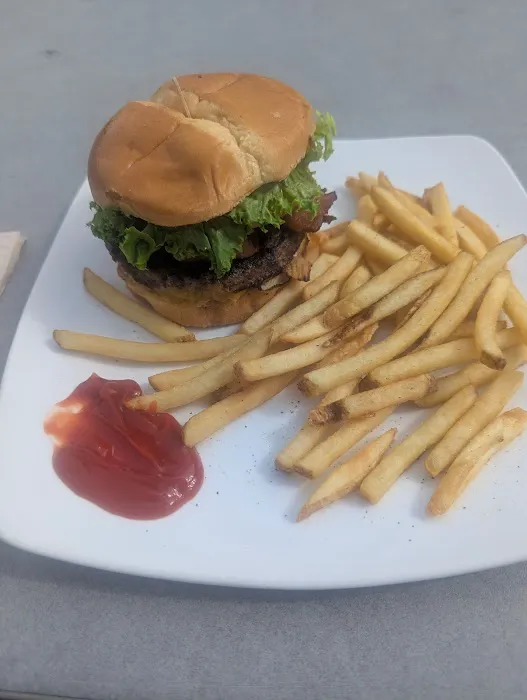 Tee Minus One Bar & Grill Picture 1