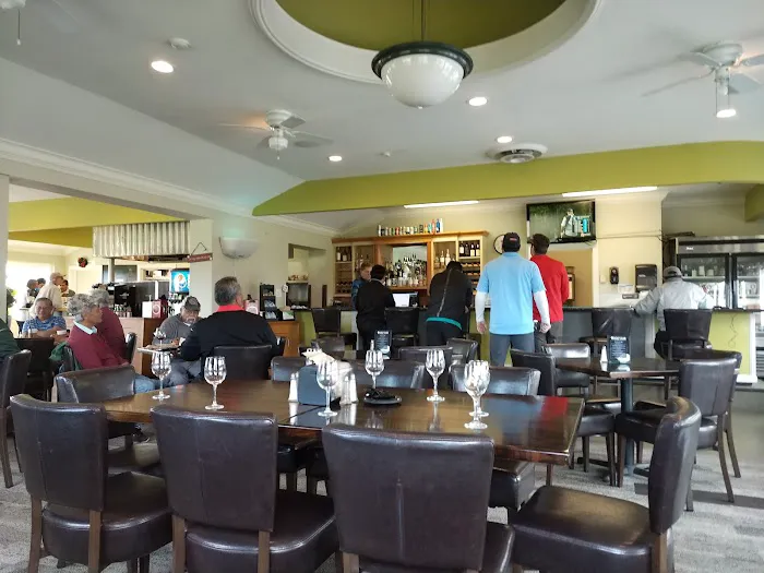 Tee Minus One Bar & Grill Picture 8