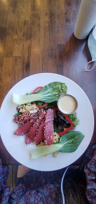 Tee Minus One Bar & Grill Picture 4