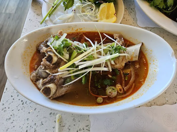 Phở 24 | Vietnamese Cuisine & Sweet Tea Picture 10