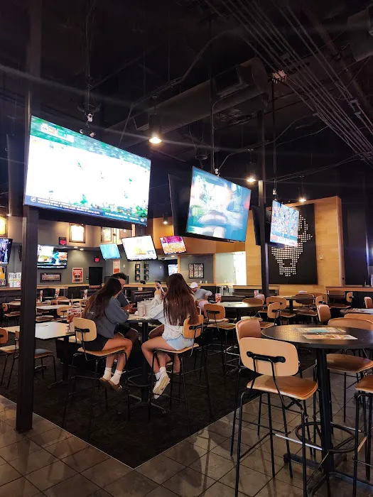 Buffalo Wild Wings Picture 4