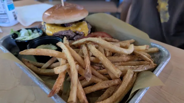 Buffalo Wild Wings Picture 2