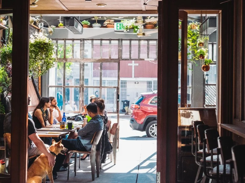 Late-Night Dining: Where to Find 24-Hour Breakfast All Year Round