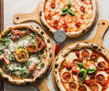 The Best Places to Find Artisan Pizza Late at Night in Your City