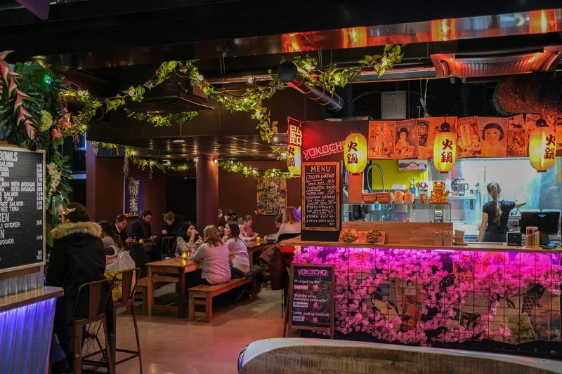 Discovering the Best Fast-Casual Restaurants Open Late for Quick Bites