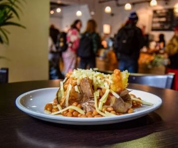 Affordable Late-Night Dining Options for Students and Young Professionals