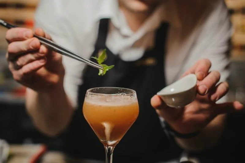 The Best Places for Late-Night Dining and Handcrafted Cocktails After Hours