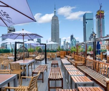 The Best Spots for Late Night Brunch in Cities Like New York and LA