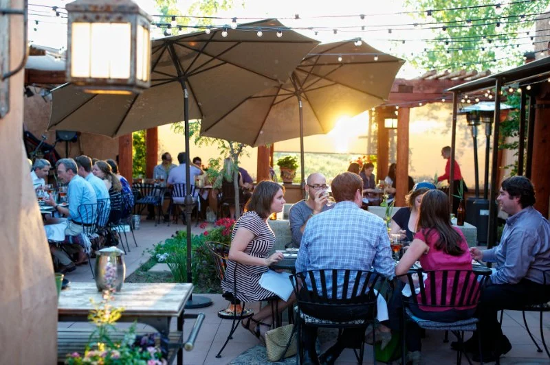 Exploring the Best Farm-to-Table Restaurants Open Late for Fresh Dining Options