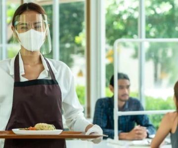 Why More Restaurants Are Staying Open All Day—and What That Means for You