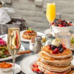 Restaurants with Weekend Brunch and Dinner Services That Don’t Close Between