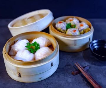 Best Places to Find Late-Night Dim Sum and Asian Street Food