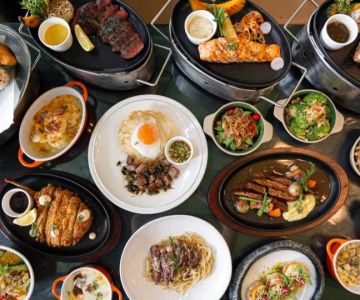 Trendy Late-Night Food at Restaurants Featuring Local Ingredients