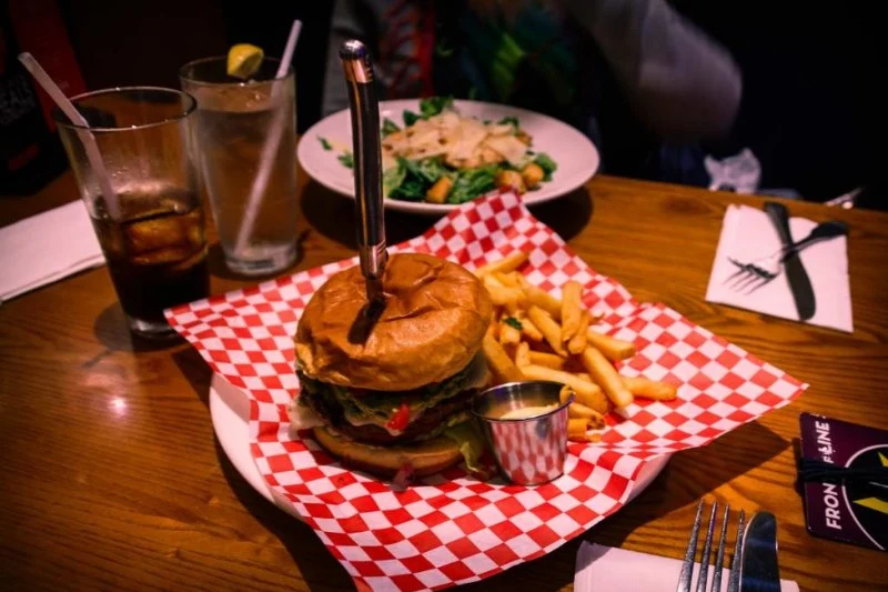Top Late-Night Food Spots for Burgers and Fries | Find Open Restaurants