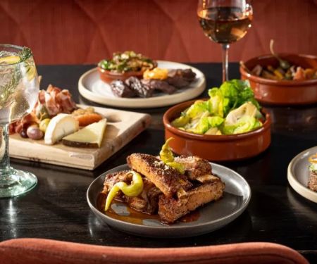 Why Restaurant Hours Are Expanding: The New Trend of Late-Night Dining