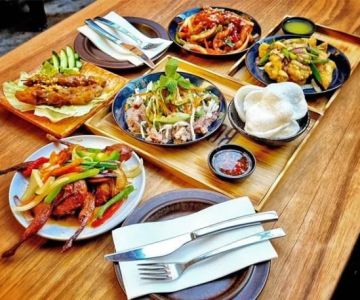 Late-Night Dining: Top Restaurants Serving Global Fusion Dishes After 10 PM