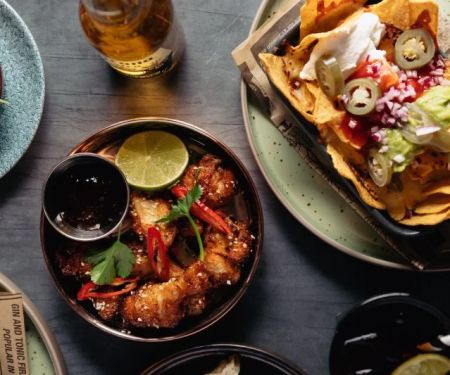 Late-Night Dining Deals: Where to Get Discounts at Restaurants Open Near Me