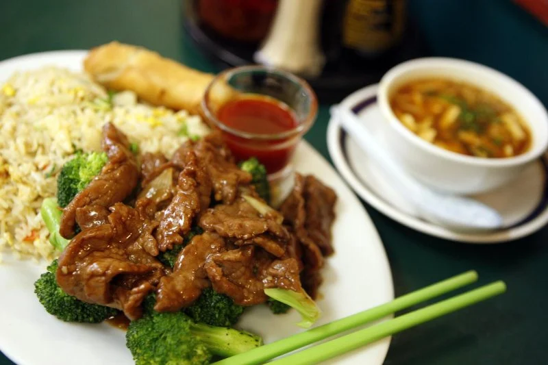 Affordable Restaurants Open Near Me for Under $20 Right Now | Budget Dining Options