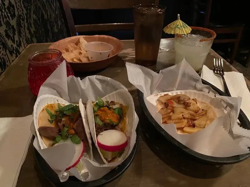 Affordable Eats After Dark: The Best Late‑Night Restaurants for Under $20