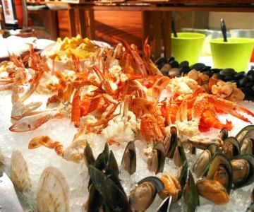Top Seafood Buffets in the US: Best All-You-Can-Eat Dining Experiences