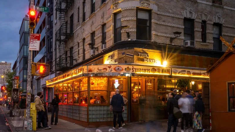 Best Places to Eat Before a Concert in the US