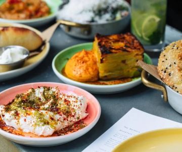 How to Discover Restaurants Open Now with More Than Just Basic Menu Items | Foodie Finder