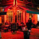 Late Night Hot Eats: Where to Satisfy Your Cravings After Dark
