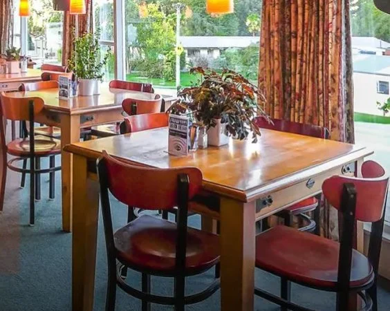 Secrets Behind Restaurants Ideal for Quick Meals | Quick Bites Guide