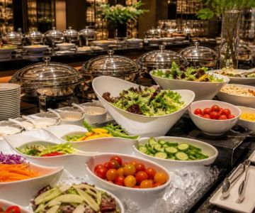 Restaurant Buffet: Plan Allergens, Portions, and Time Away From the Table